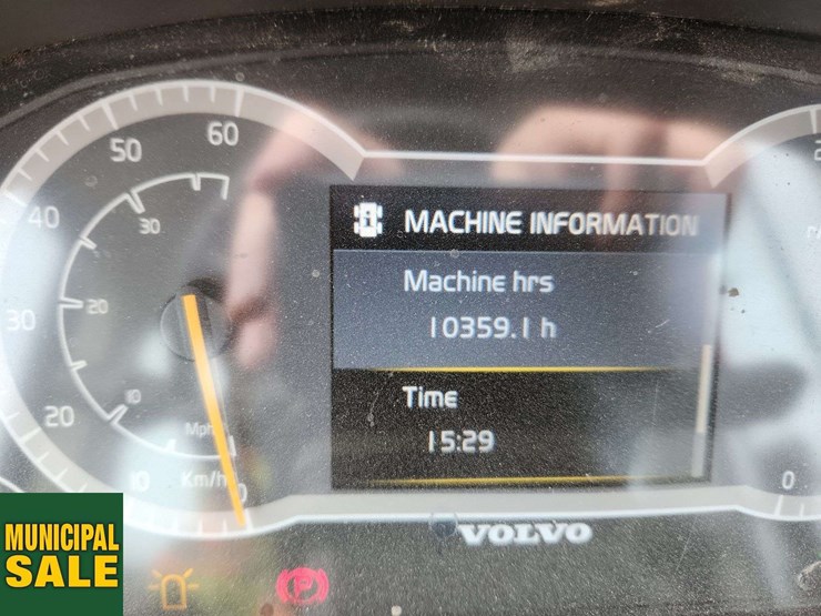 2015-volvo-l70h-image-28