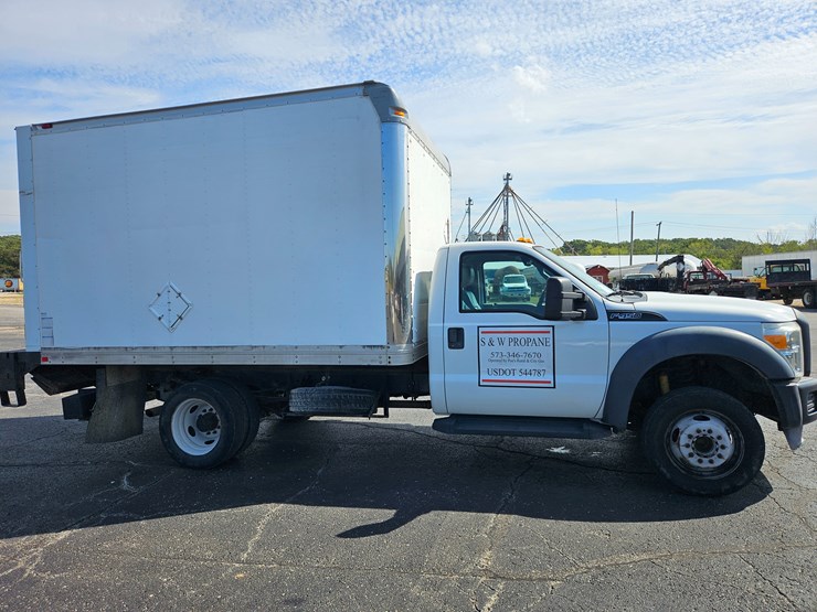 2015-ford-f450-image-21