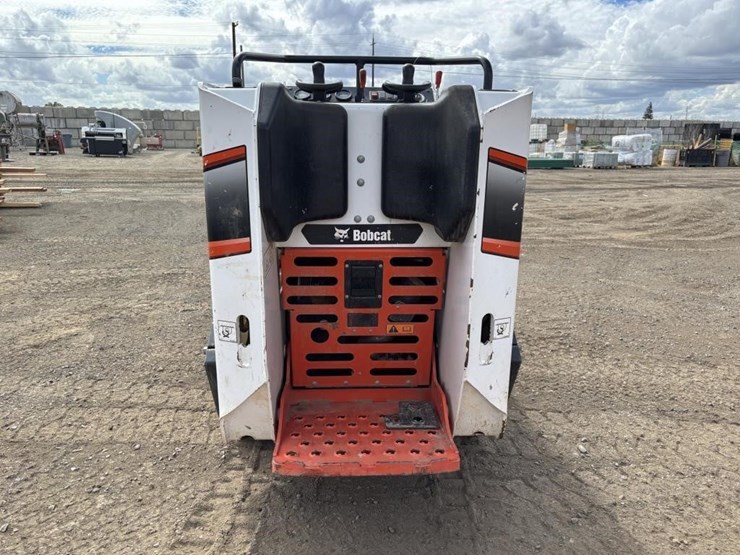 2023-bobcat-mt100-image-8