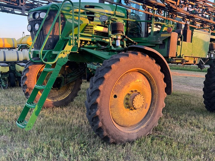 john-deere-4830-image-15