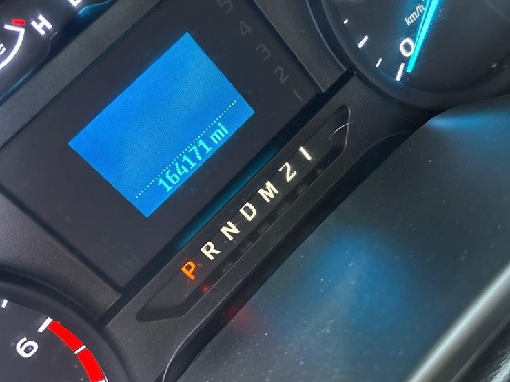 2019-ford-f350-xl-image-40