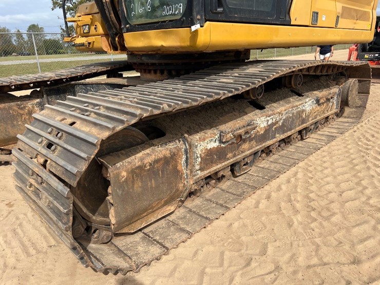 caterpillar-336-image-9