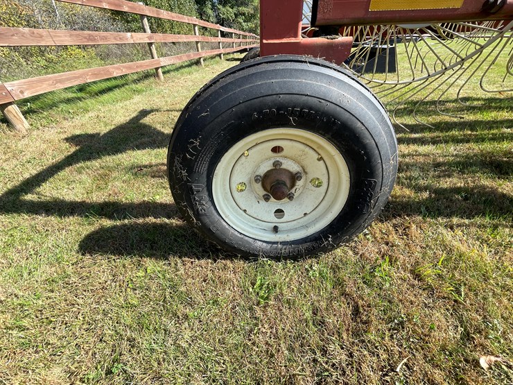 #1670-•-h&s-hi-capacity-wheel-rake-image-27