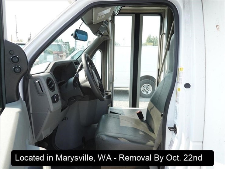 2022-ford-e450-image-4