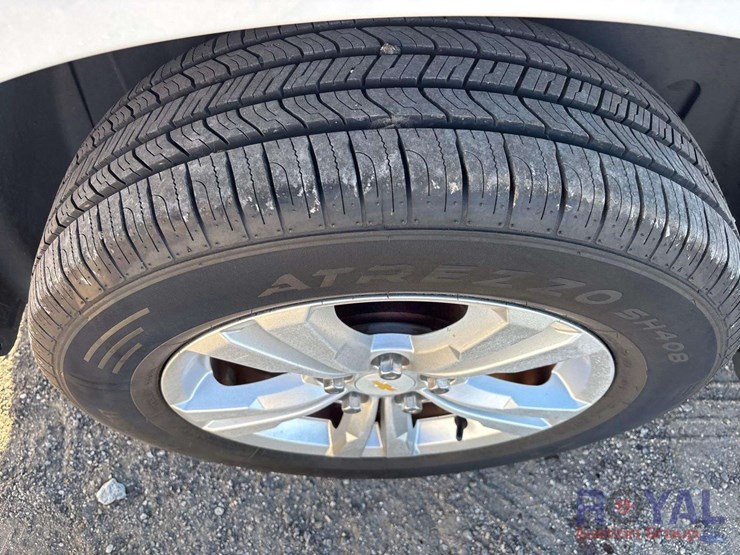 2015-chevrolet-equinox-image-25