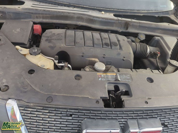 2012-gmc-acadia-image-24
