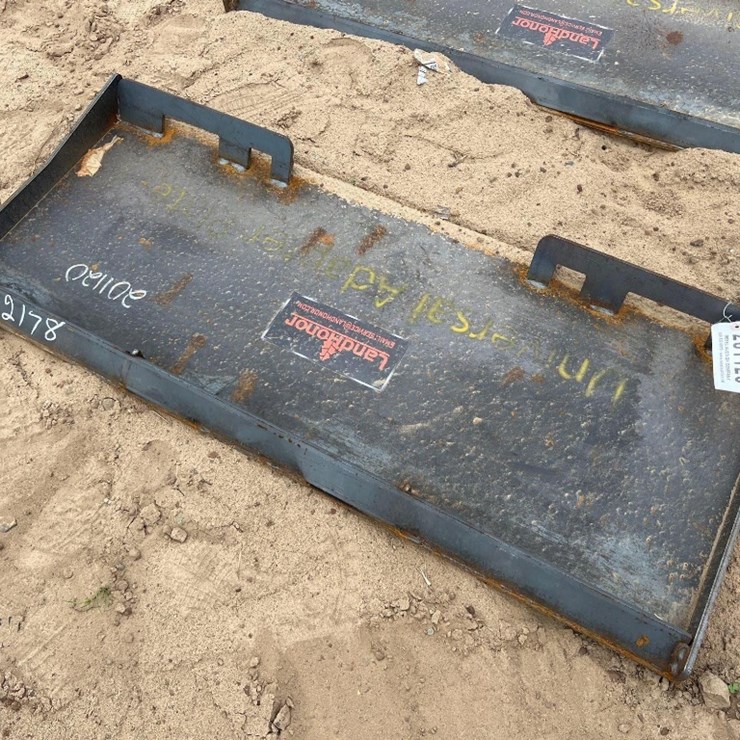 UNUSED LANDHONOR UNIVERSAL ADAPTER PLATE