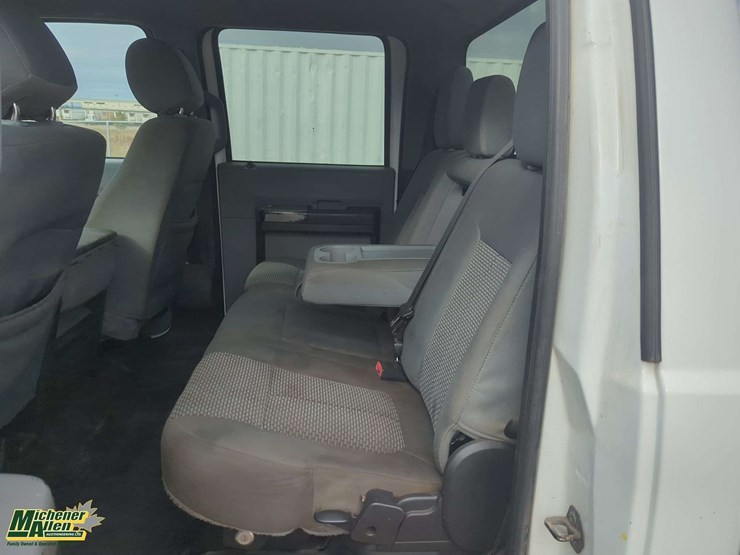 2015-ford-f350-image-16