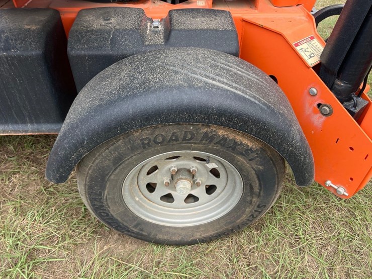2021-jlg-t350-image-13