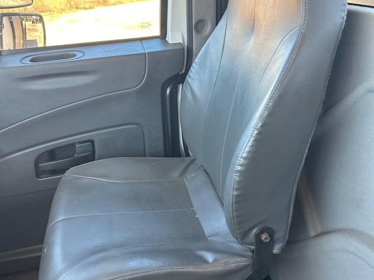 2015-international-durastar-4400-image-37