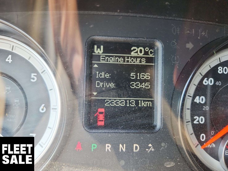 2014-ram-3500-slt-image-13
