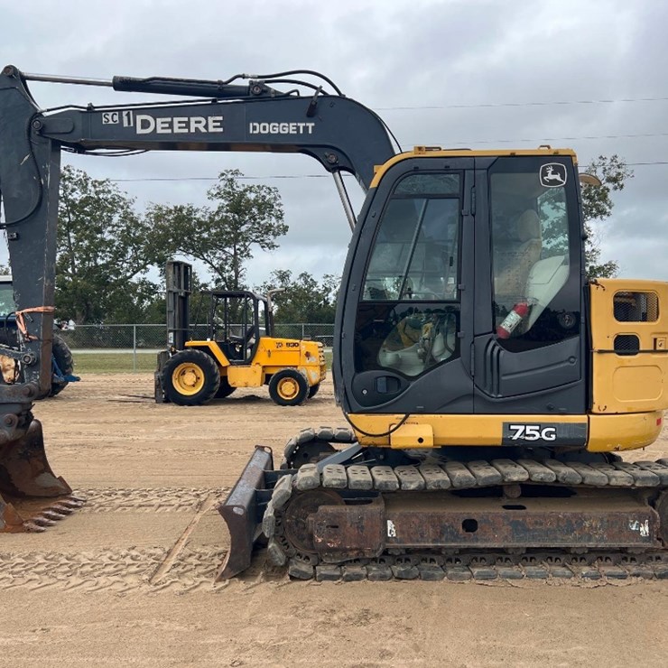 DEERE 75G