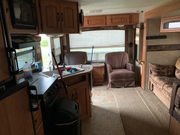 #107-•-2008-keystone-sprinter-rv-image-12