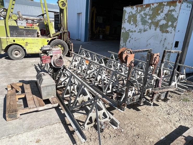 #1962-•-(5)-power-screed-sections-image-1