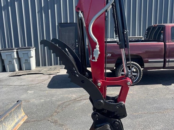 2023-yanmar-vio50-image-6