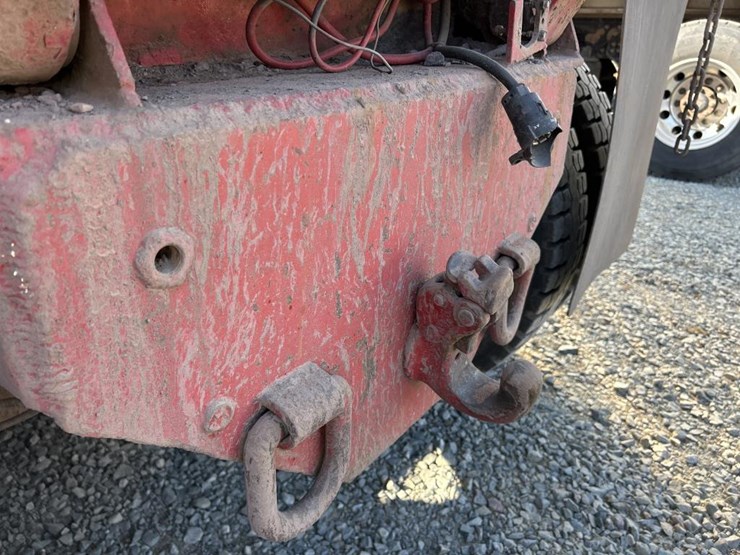 1993-mack-dm690s-image-23