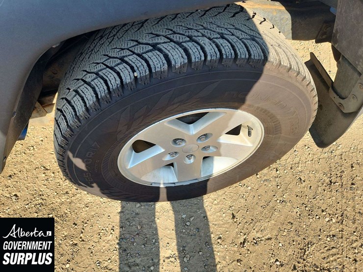 2014-jeep-wrangler-image-32