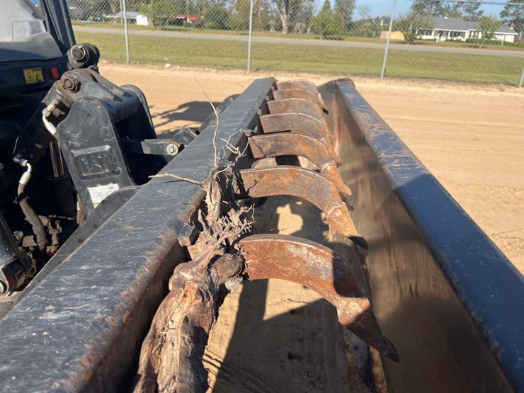 2018-caterpillar-415f2-il-image-31