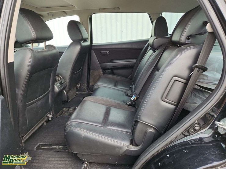 2014-mazda-cx9-image-16