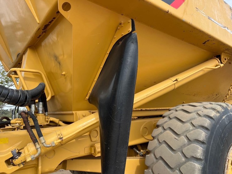 caterpillar-740b-image-14