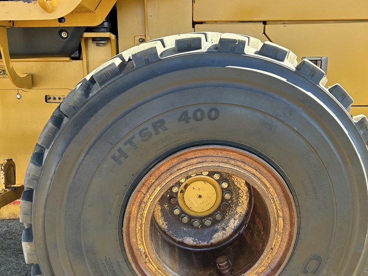 2003-deere-824j-image-25