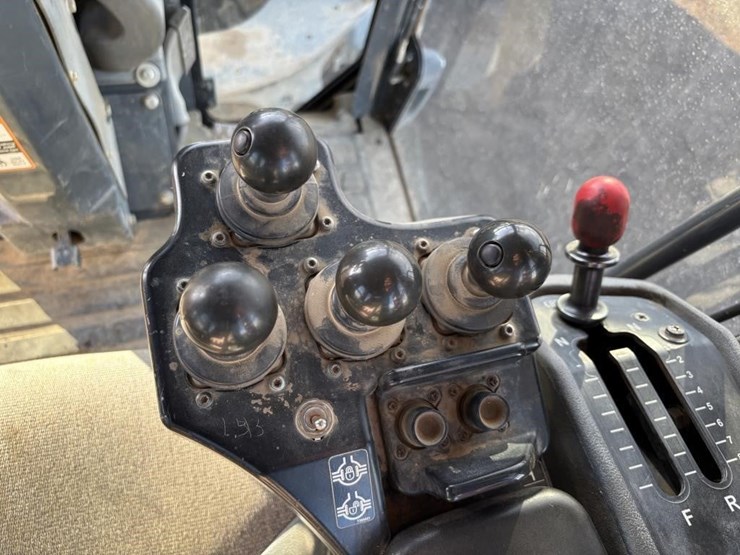 2011-deere-872gp-image-46