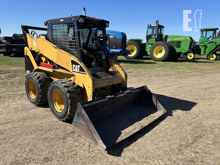 2003-caterpillar-242-image-7