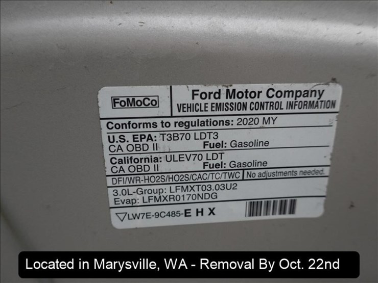 2020-ford-explorer-image-21