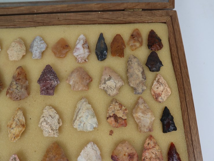 #68-•-#4174-•-(56)-framed-native-american-artifacts-image-5