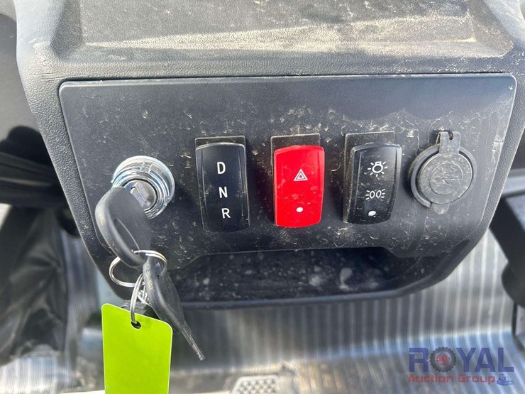 electric-golf-cart-image-24