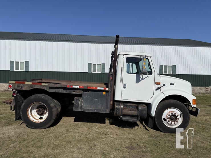 1994-international-4700-image-2