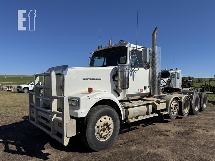 2009-western-star-4900-image-1