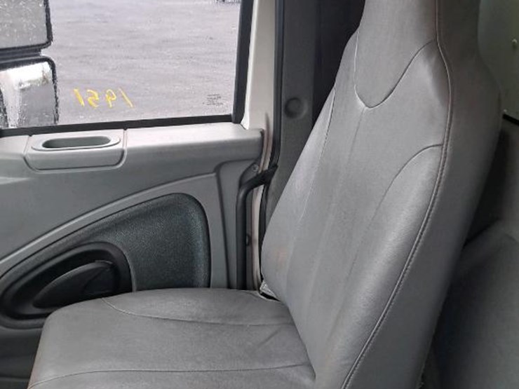 2007-international-durastar-4300-image-17