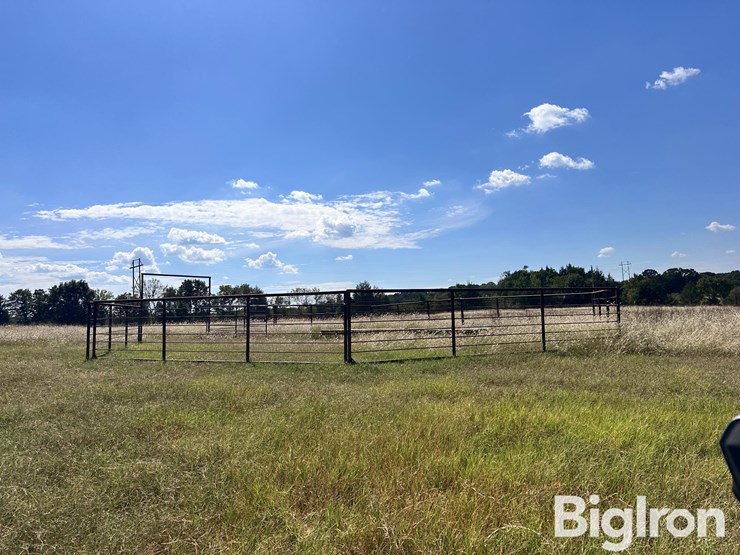 free-standing-pipe-corral-image-5