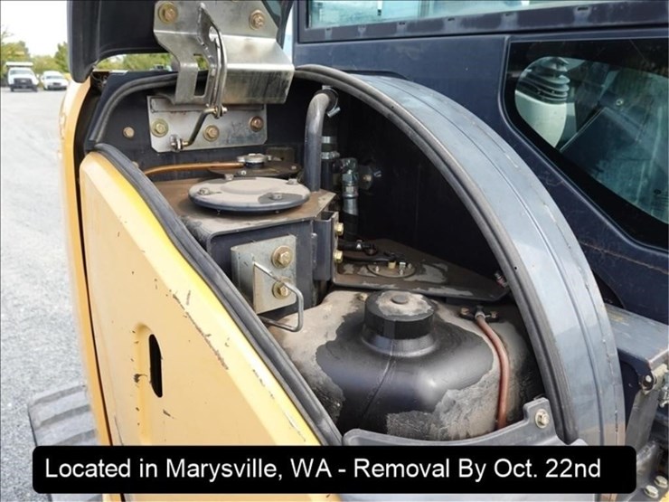 2014-deere-50g-image-7