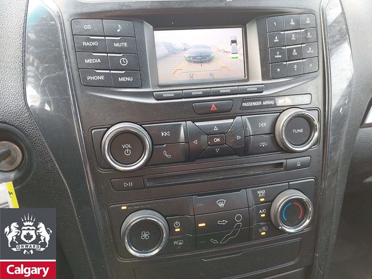 2017-ford-explorer-image-9