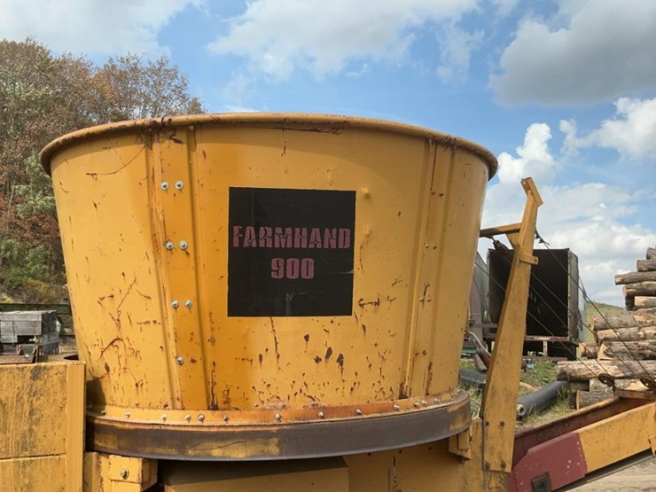 #121-•-farmhand-900-tubgrinder-image-37