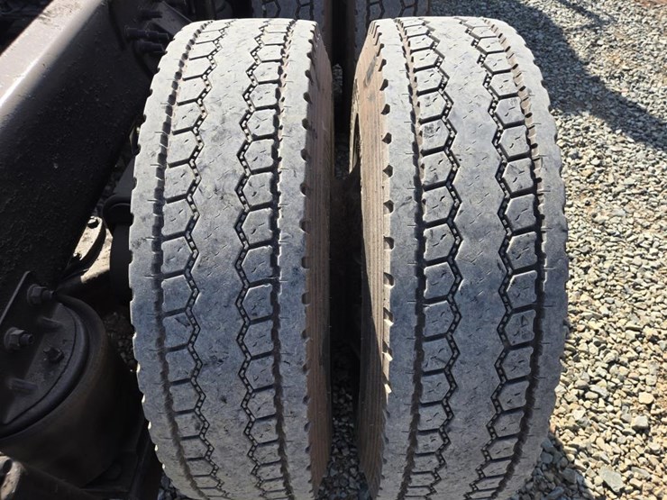 2005-mack-cl733-image-69