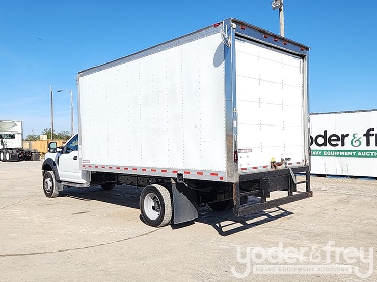 2019-ford-f450-image-3