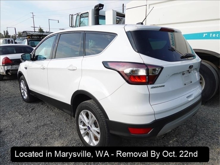 2017-ford-escape-image-10