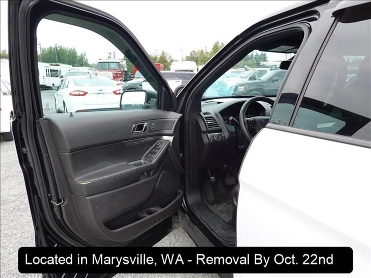 2018-ford-explorer-image-3
