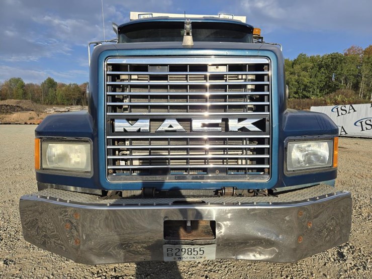 1997-mack-cl700-image-8
