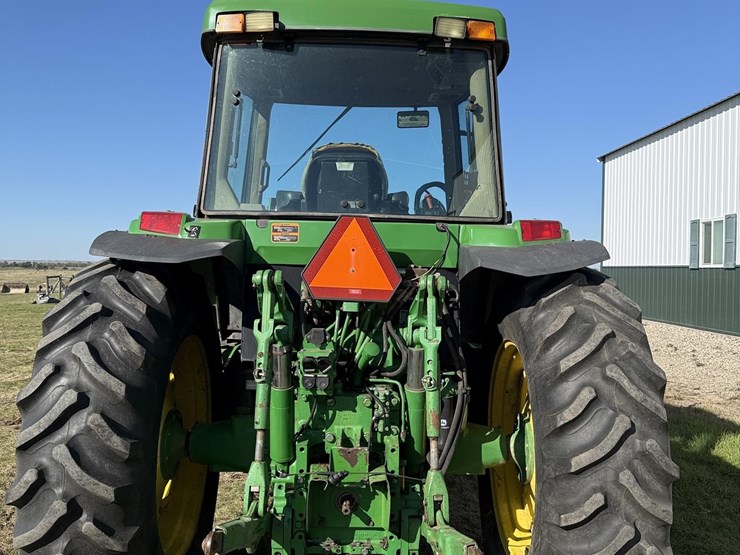john-deere-7200-image-6