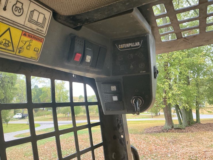 2010-caterpillar-257b-image-53