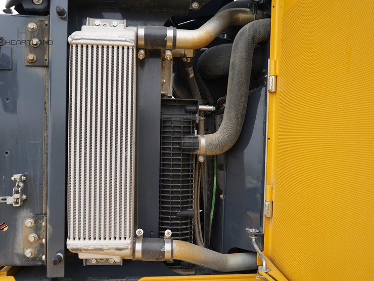2024-deere-544-image-24