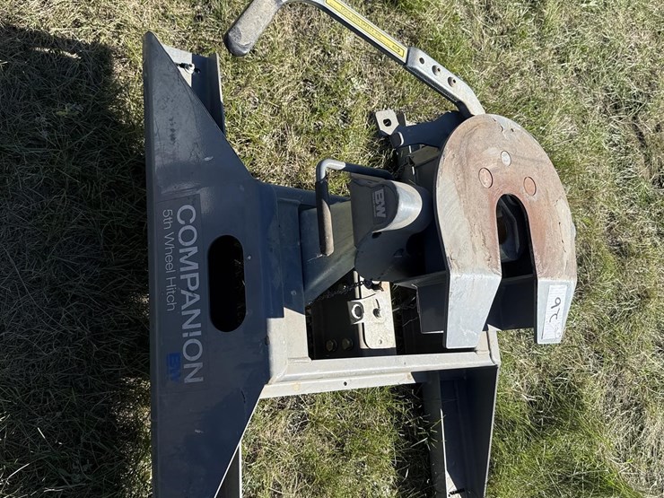 bw-camper-5th-wheel-hitch-image-3