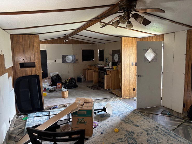 #208-•-mobile-home-image-24