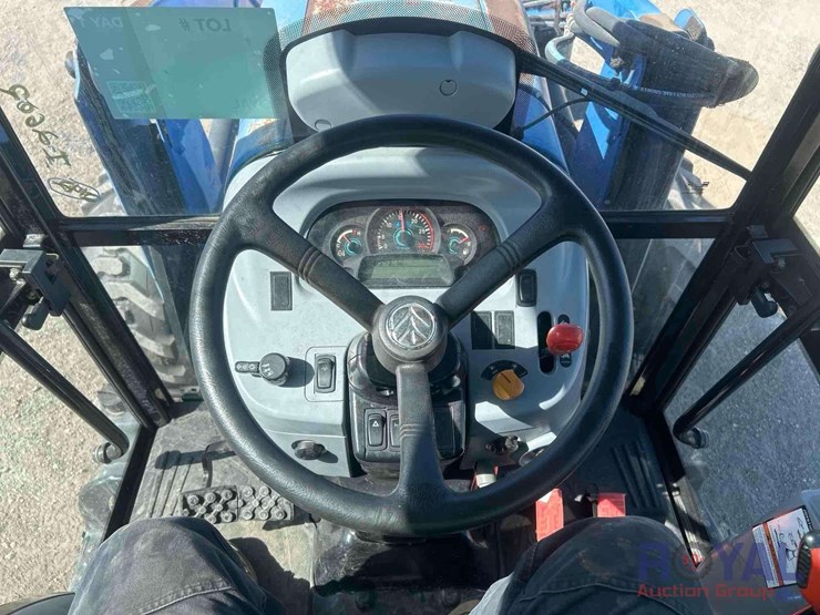 new-holland-boomer-47-image-11