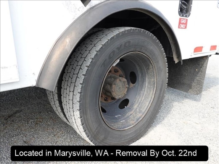 2014-ford-f550-image-23