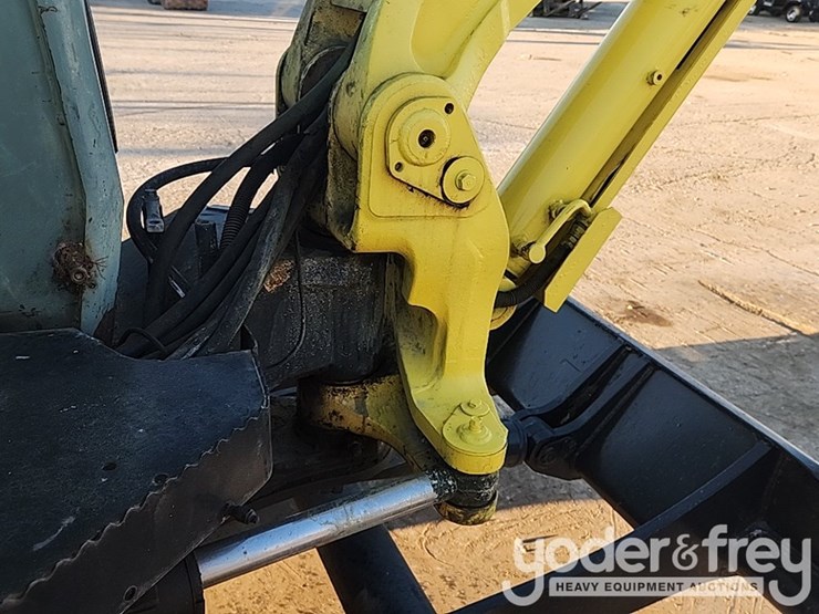 yanmar-vio55-5b-image-22